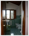 clicca per ingrandimento stanza da bagno